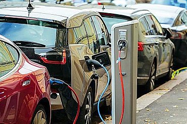Elektromobily přispívají k čistšímu vzduchu a zdraví obyvatel, ukázal kalifornský výzkum