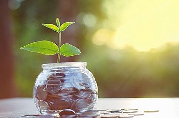 Česká spořitelna rozšiřuje investiční portfolio. Klientům nabídne investice do moderní energetiky