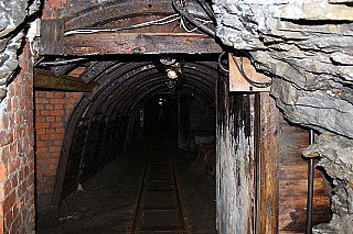 Ve Stonavě vyvezli z dolu poslední vozík, těžba černého uhlí v ČR skončila